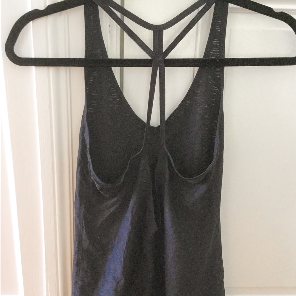 New balance unique black workout top